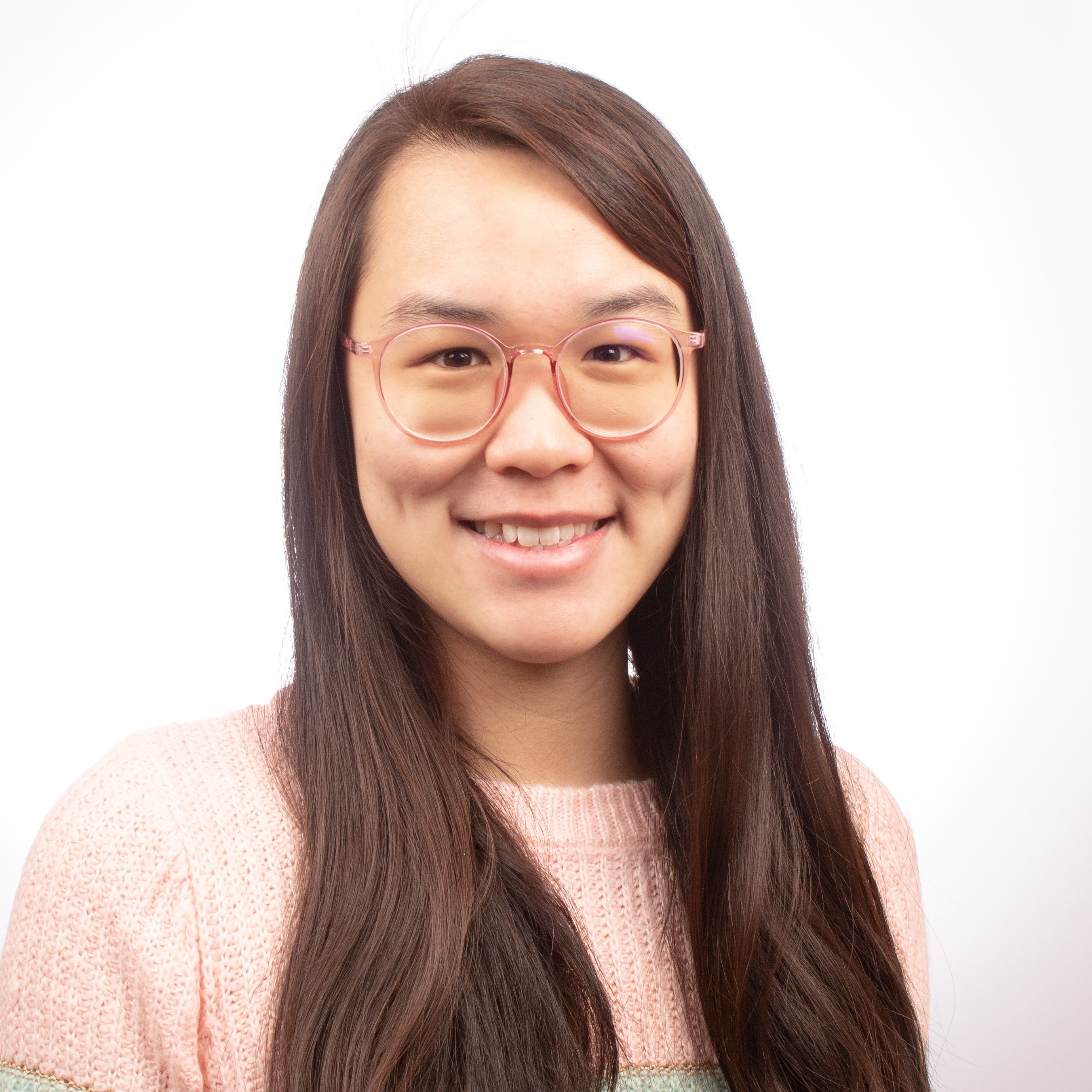 Yi Hui Tee.