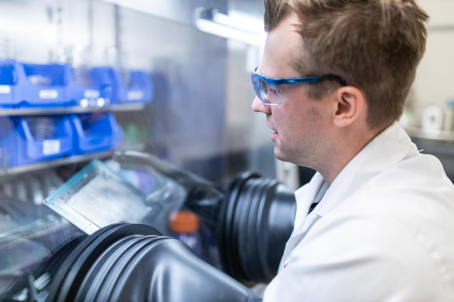 Professor Benoit Lessard working in the lab