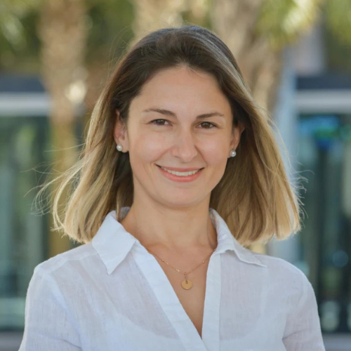 Dr. Ayse Ozturk.