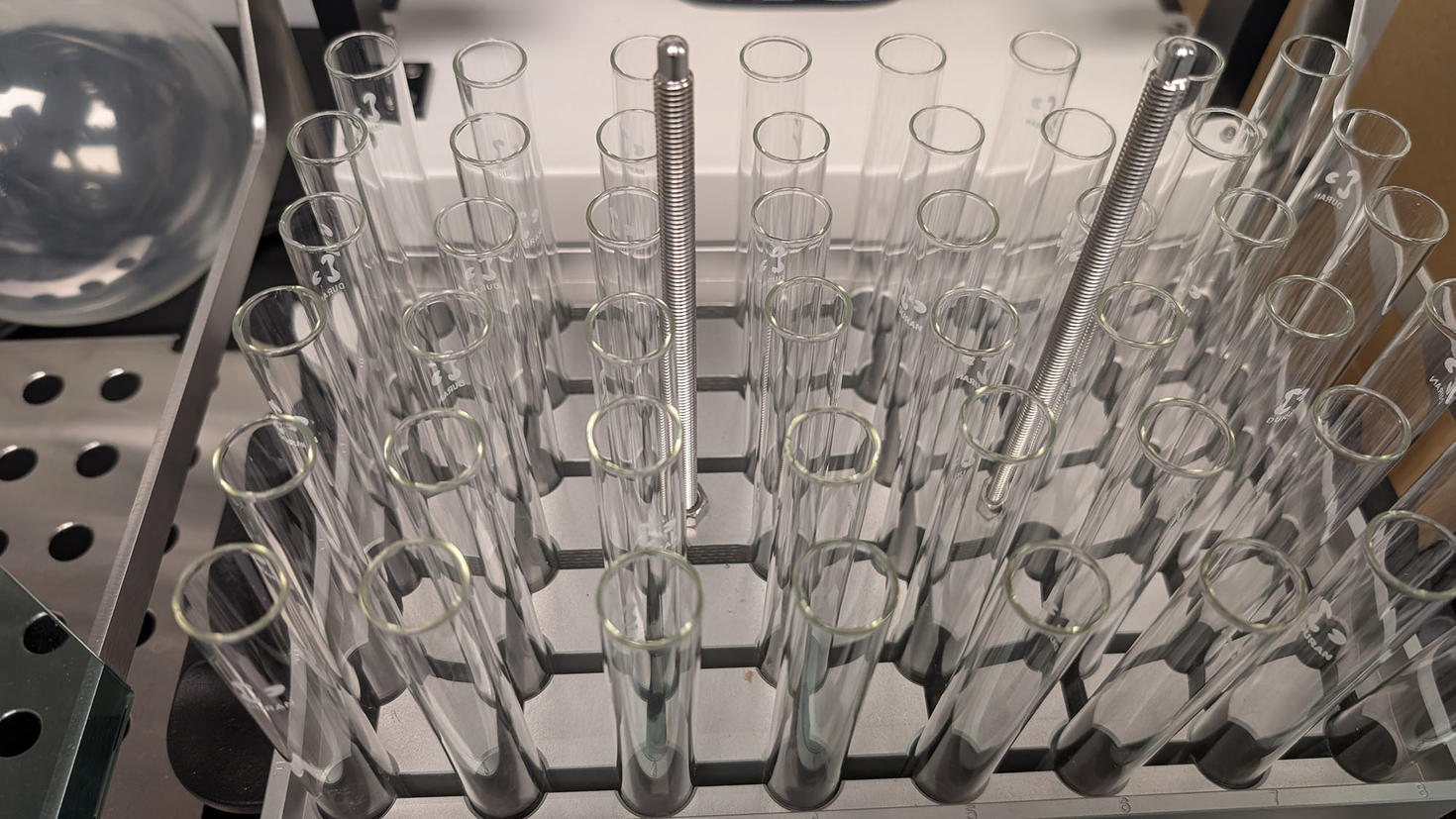 Set of test tubes