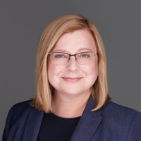 Dr. Katalin Tóth