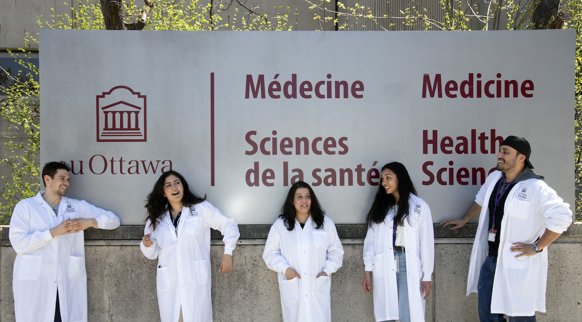 Group of students outside RGN