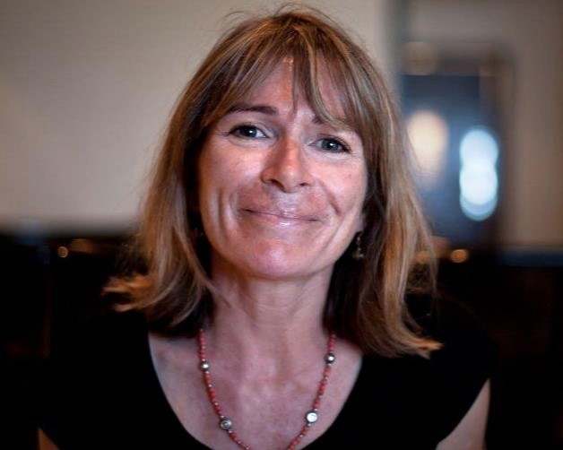 Dr. Catherine Dubé
