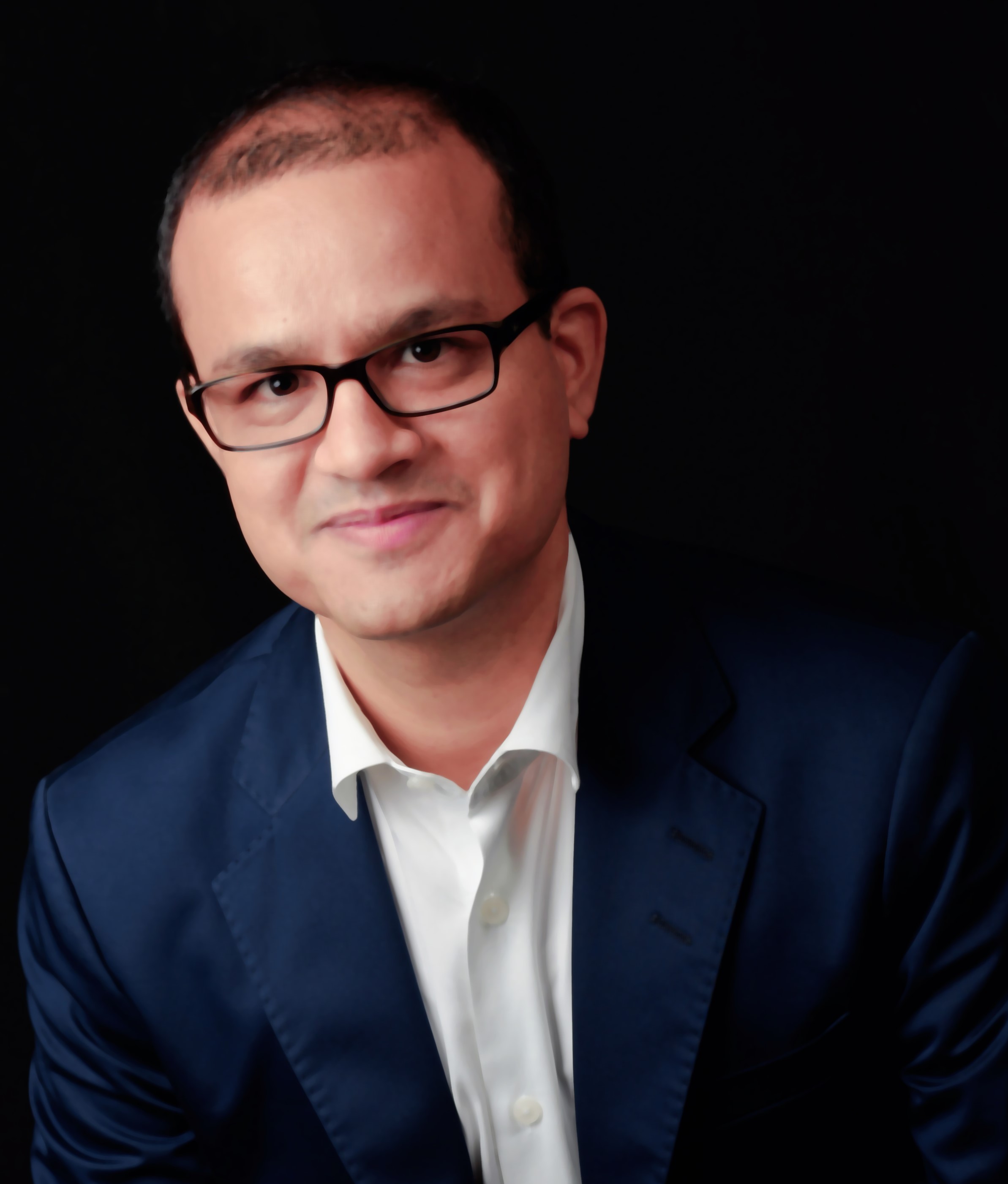 Professional Headshot of Dr. Arvind Mer