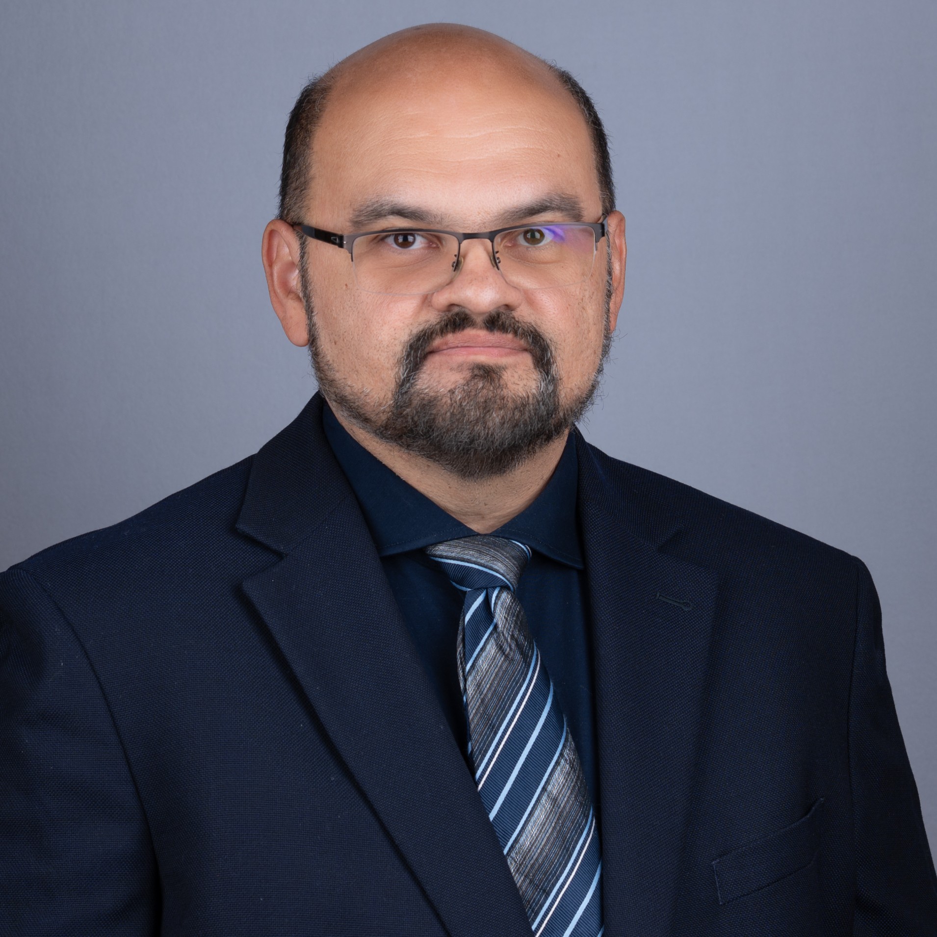 Dr. Alessander Ramos