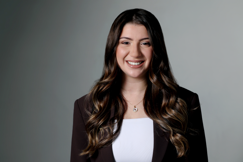 Dr. Alicia Belaiche