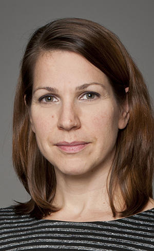 Dr. Nadine Wiper-Bergeron