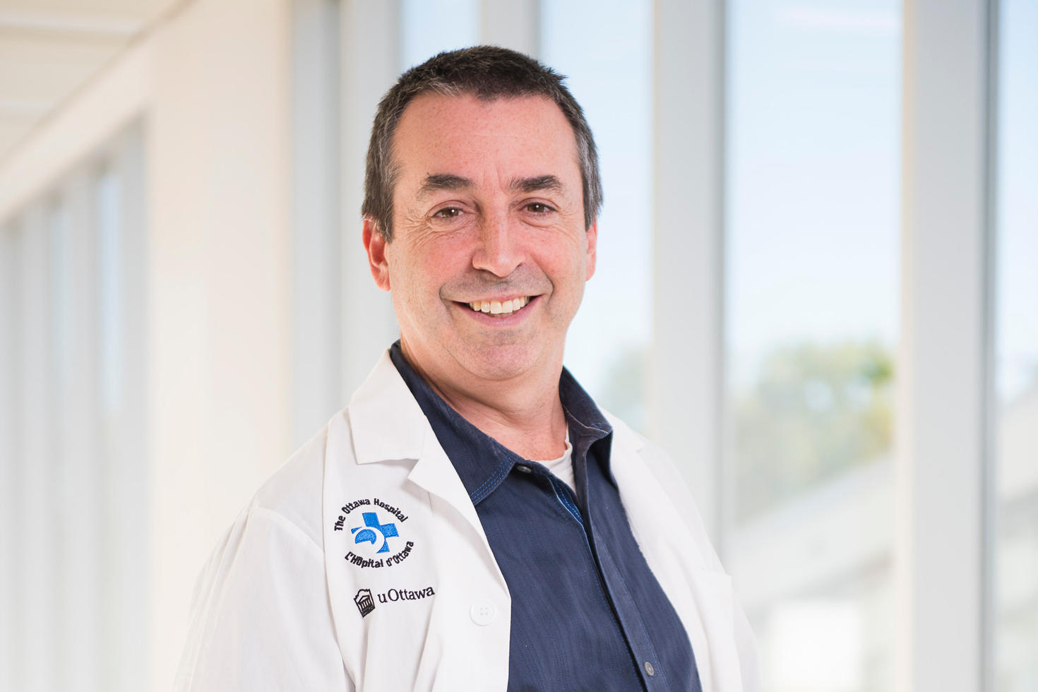 Photo of Dr. Jonathan Angel