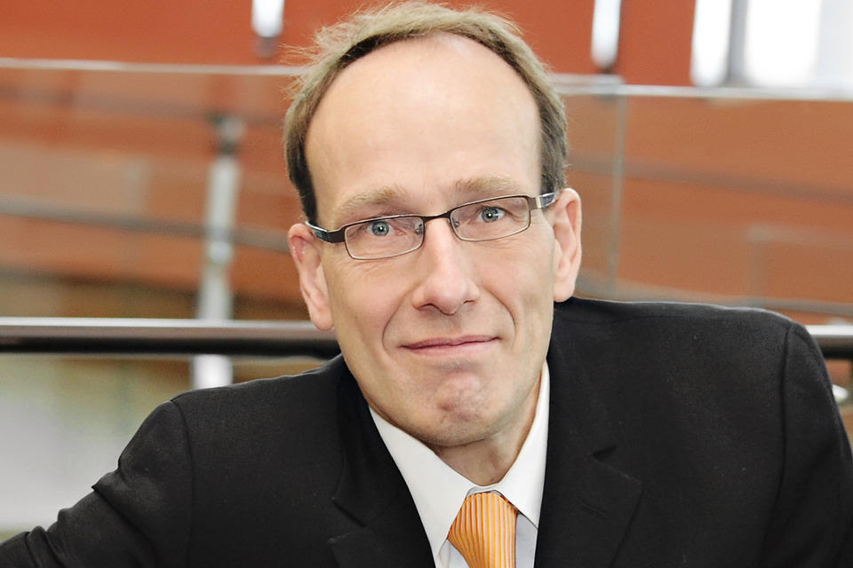 Dr. Georg Northoff