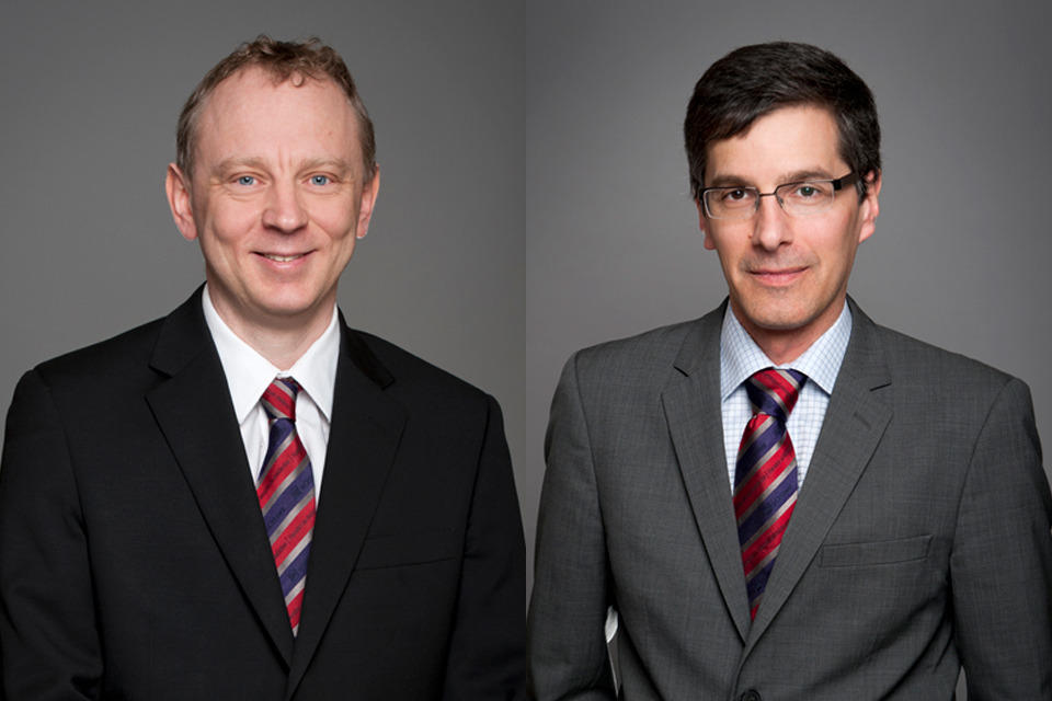 Photo of Dr. Alain Stintzi and Dr. Daniel Figeys.