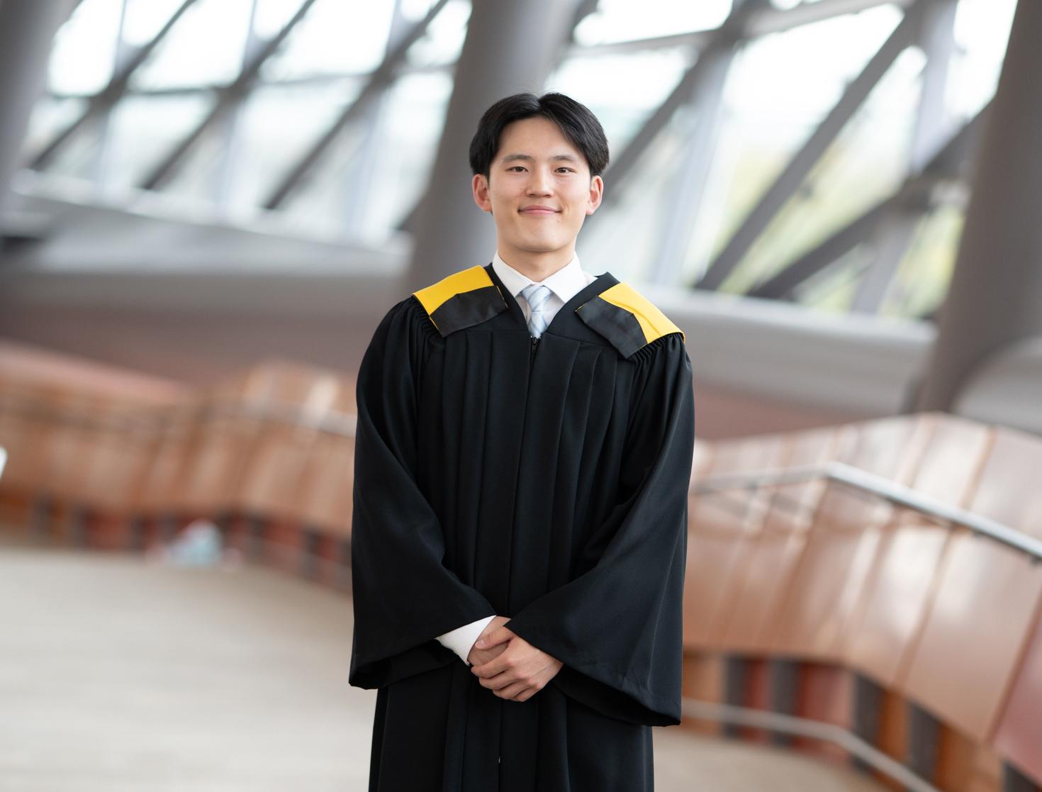 Simon Yang.
