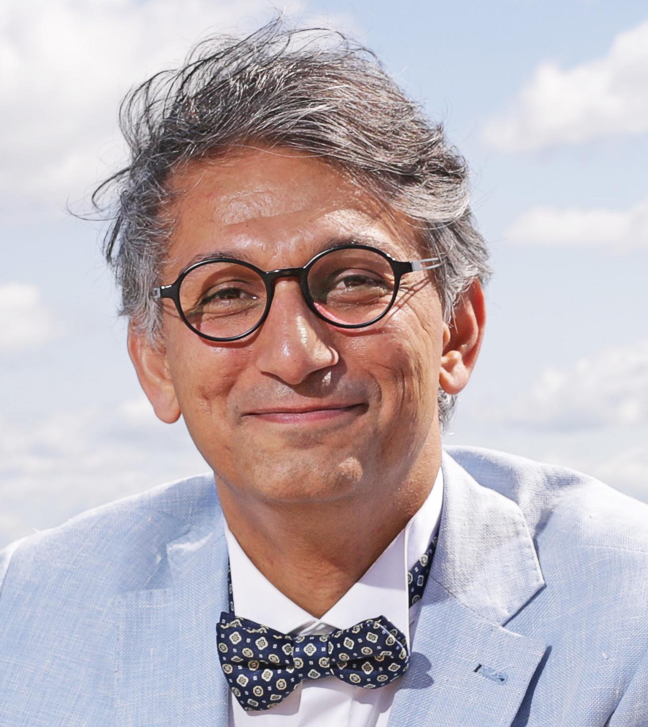 Ebrahim Karimi, Full Professor in uOttawa's Department of Physics