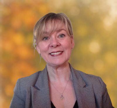 Annie Lamonde, Director