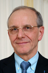 Axel Khan