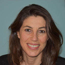 Veronis, Luisa