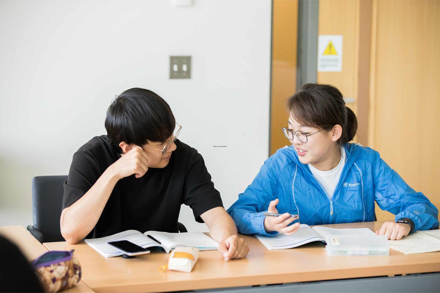 Étudiants assistant à un cours