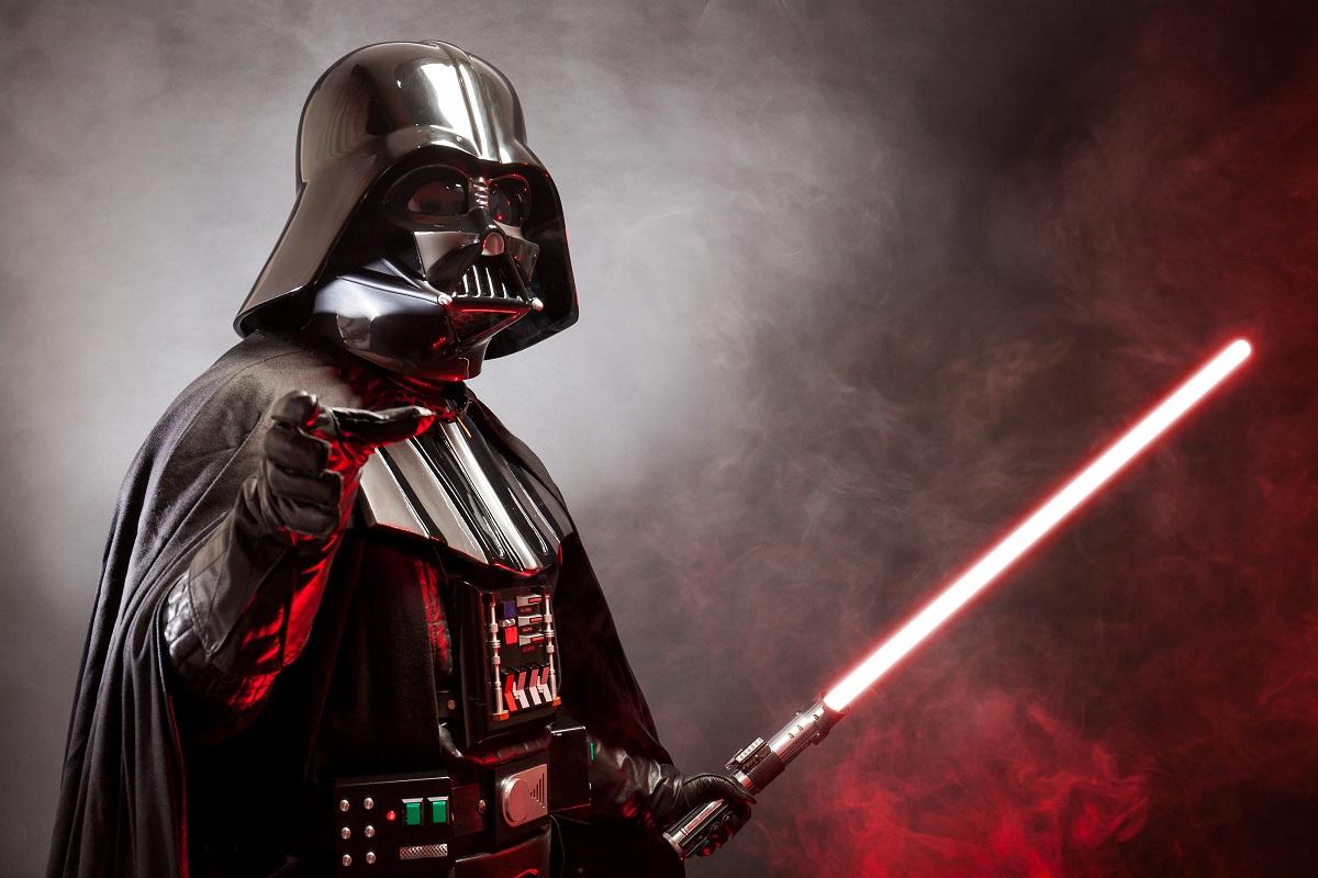 star-wars-dar-vador-lightsabre