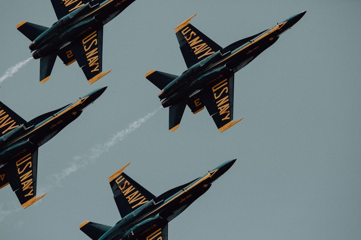 Avions de la marine américaine en vol
