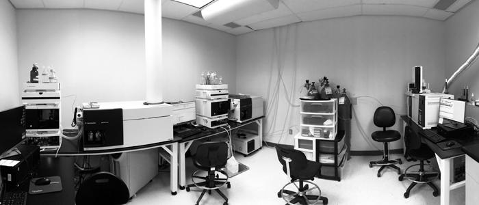 Metabolomics lab picture in black and white