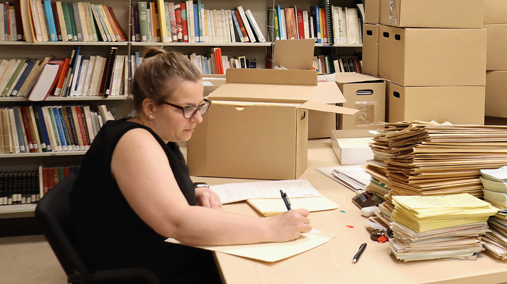 Travail dans les archives du CRCCF