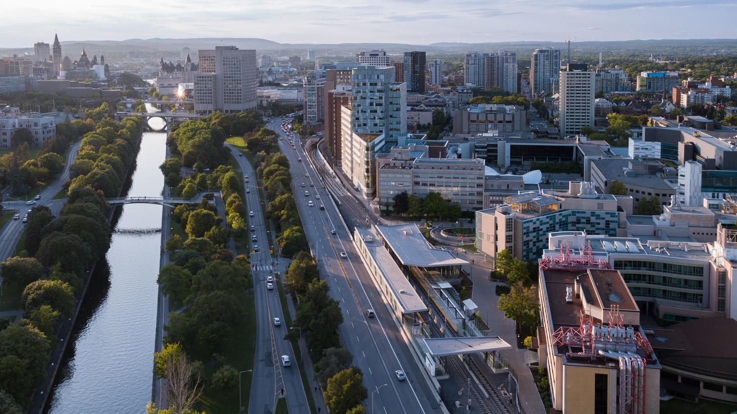 uOttawa campus picture drone