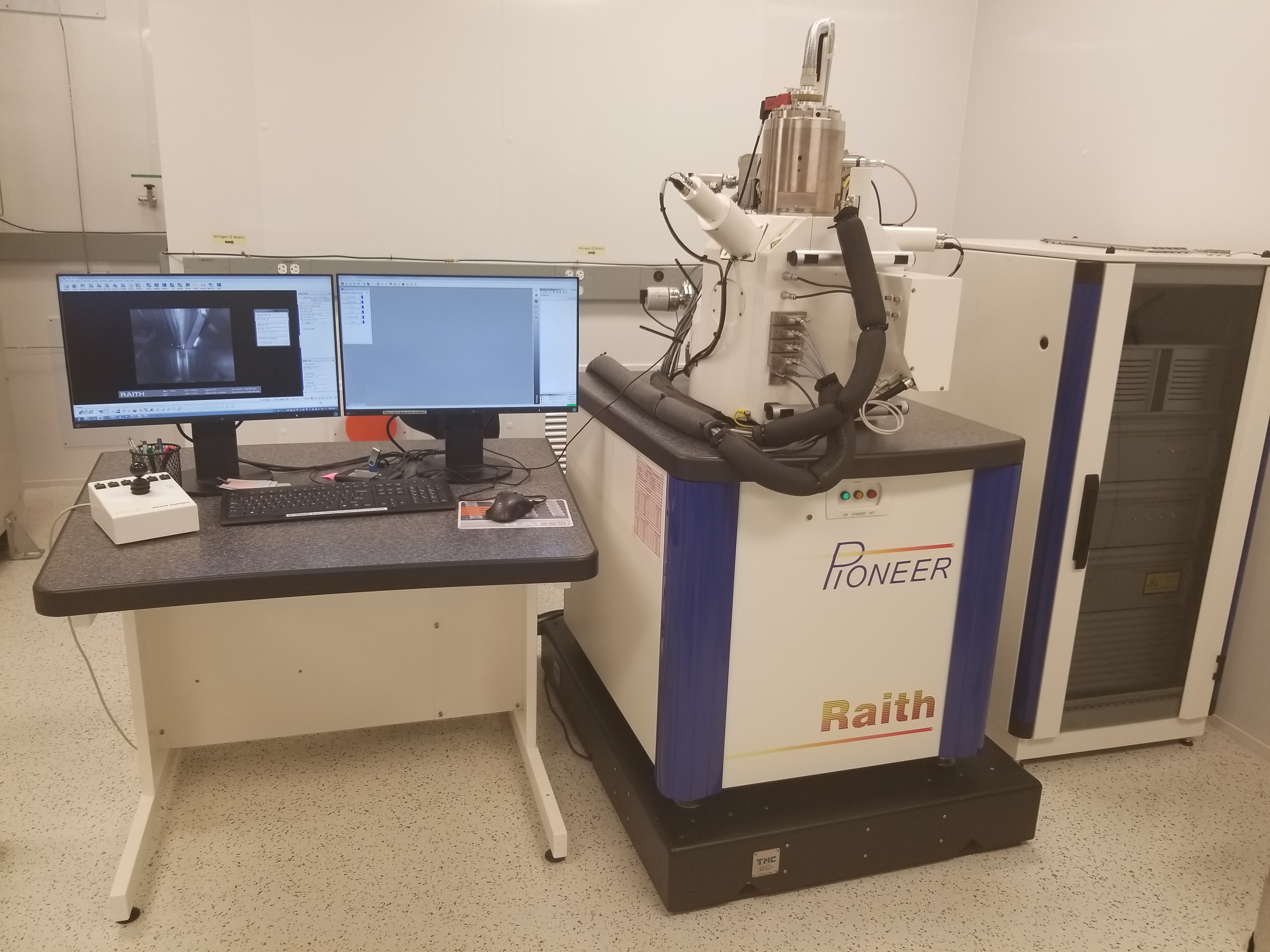 Image of the Raith Pioneer SEM + EBeam tool