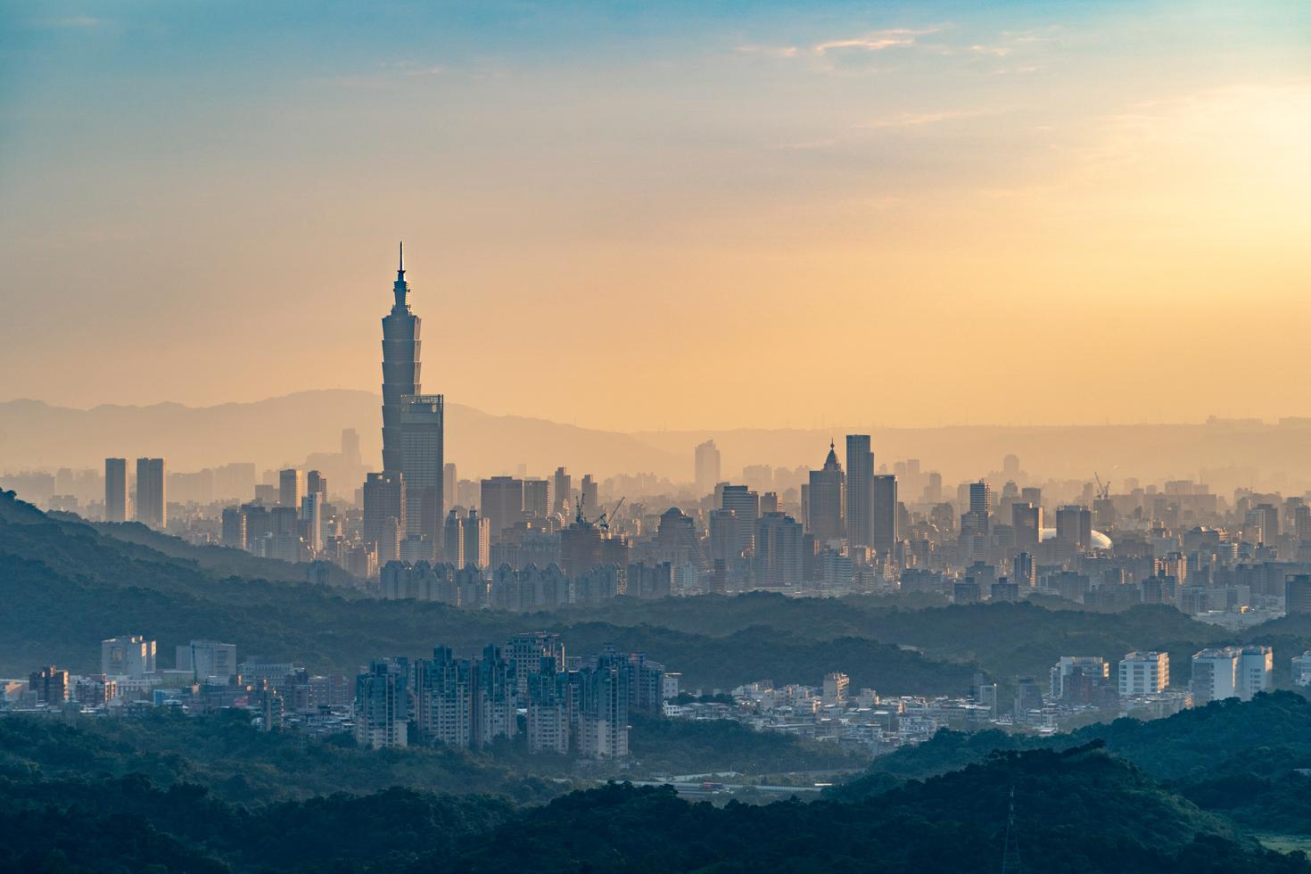 Far away view of the city of Taipei