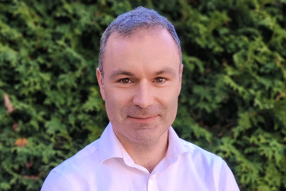 Dr. Ryan Russell