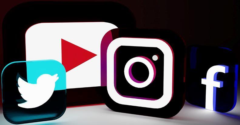 Social media logos