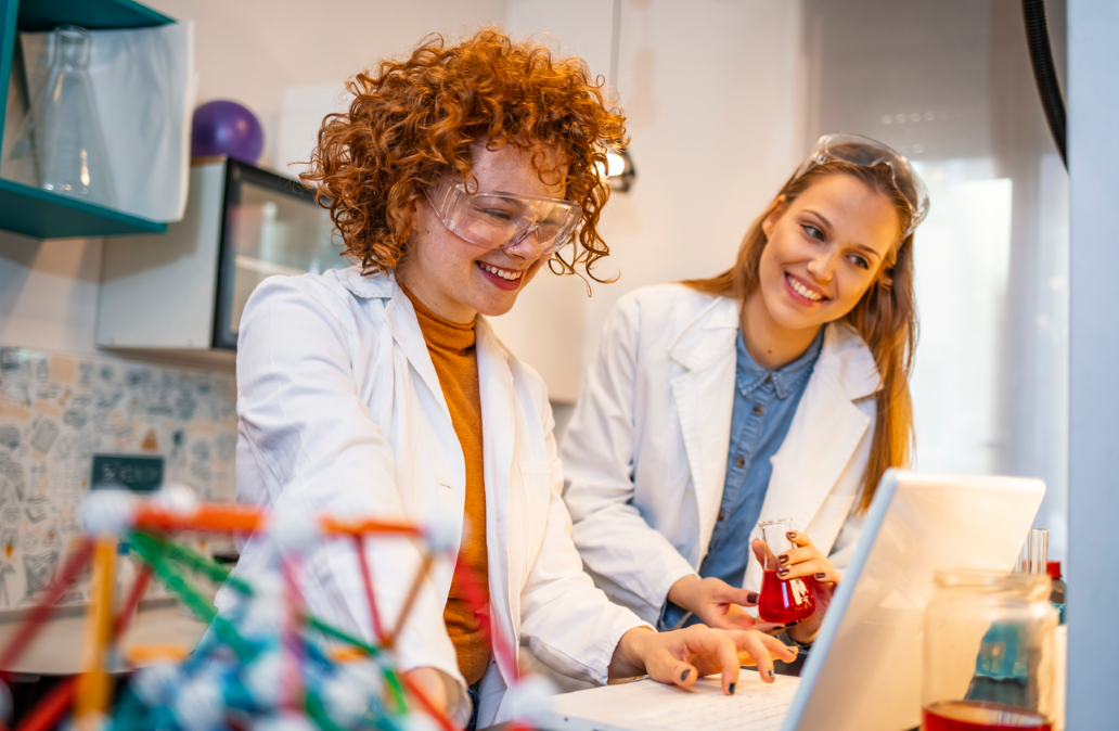 Female research scientisits