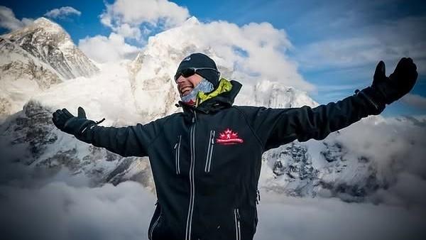 Le Dr Markus Besemann dans l'Himalaya, lors d'une expédition organisée dans le cadre d'un programme de réadaptation pour les militaires et vétérans blessés des Forces armées canadiennes.