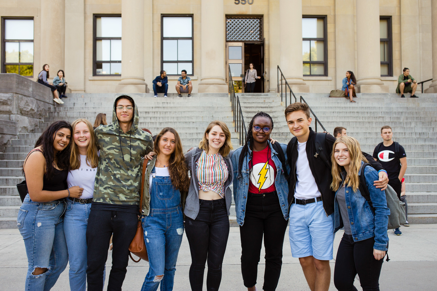 Group of students in front of Tabaret