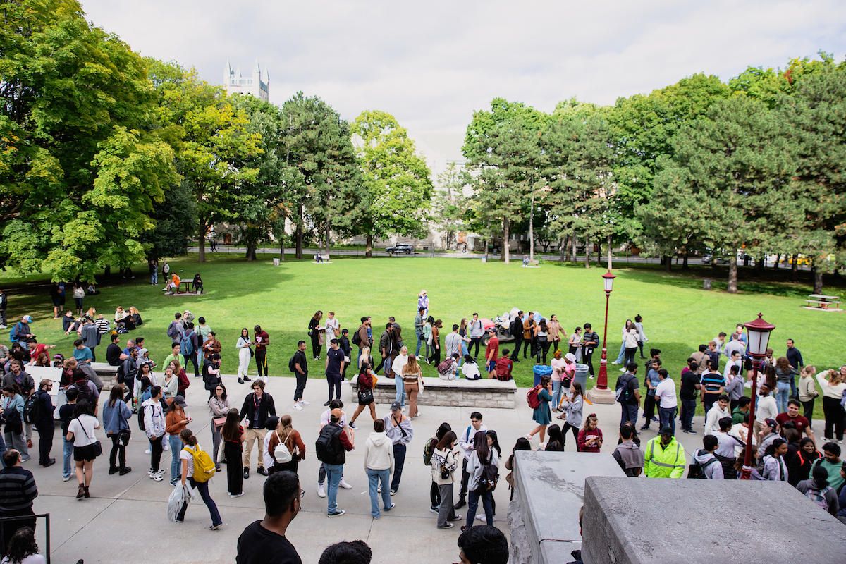 Group of students on Tabaret lawn.