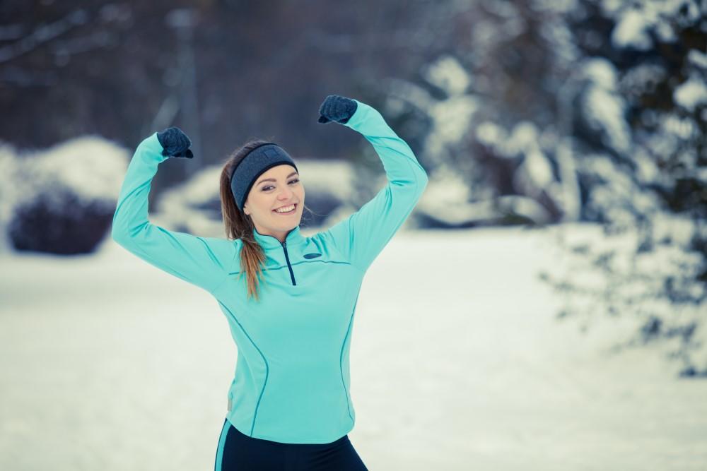 Personne faisant de l'exercice en plein air.