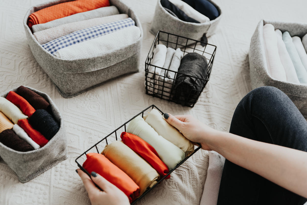 Folding clothes